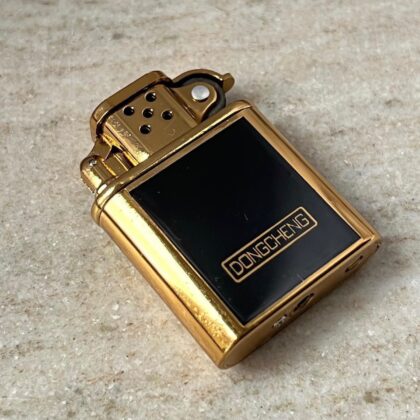 Upaljač D Premium Gold Black