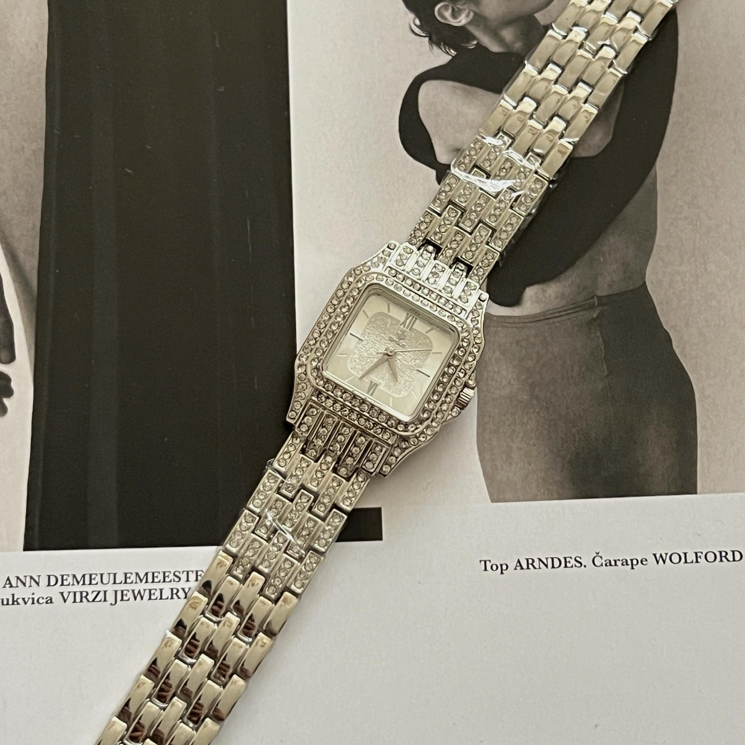 Ženski Sat Minimalist Luxurie Silver - Слика 2