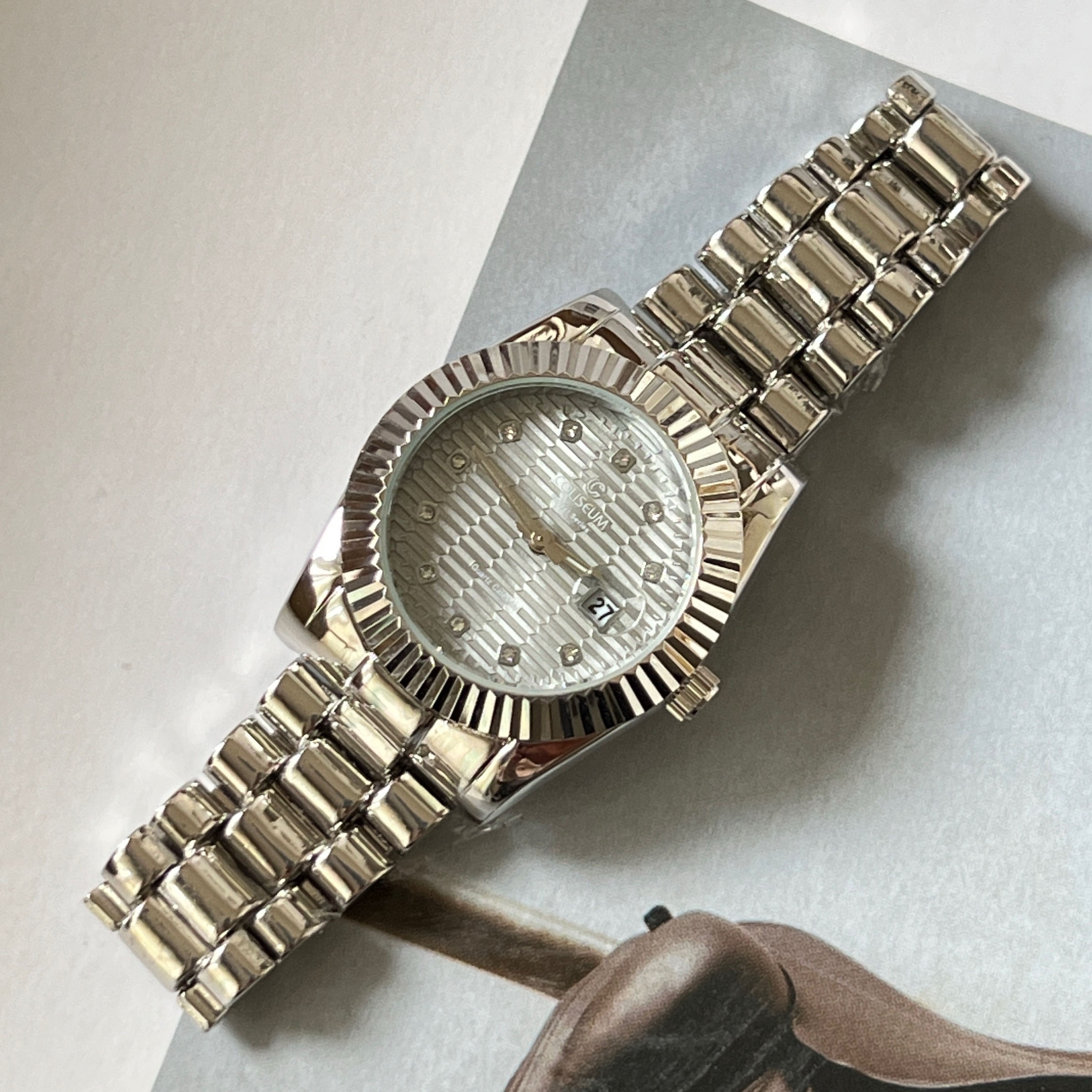 Ženski Sat Luxurie Silver