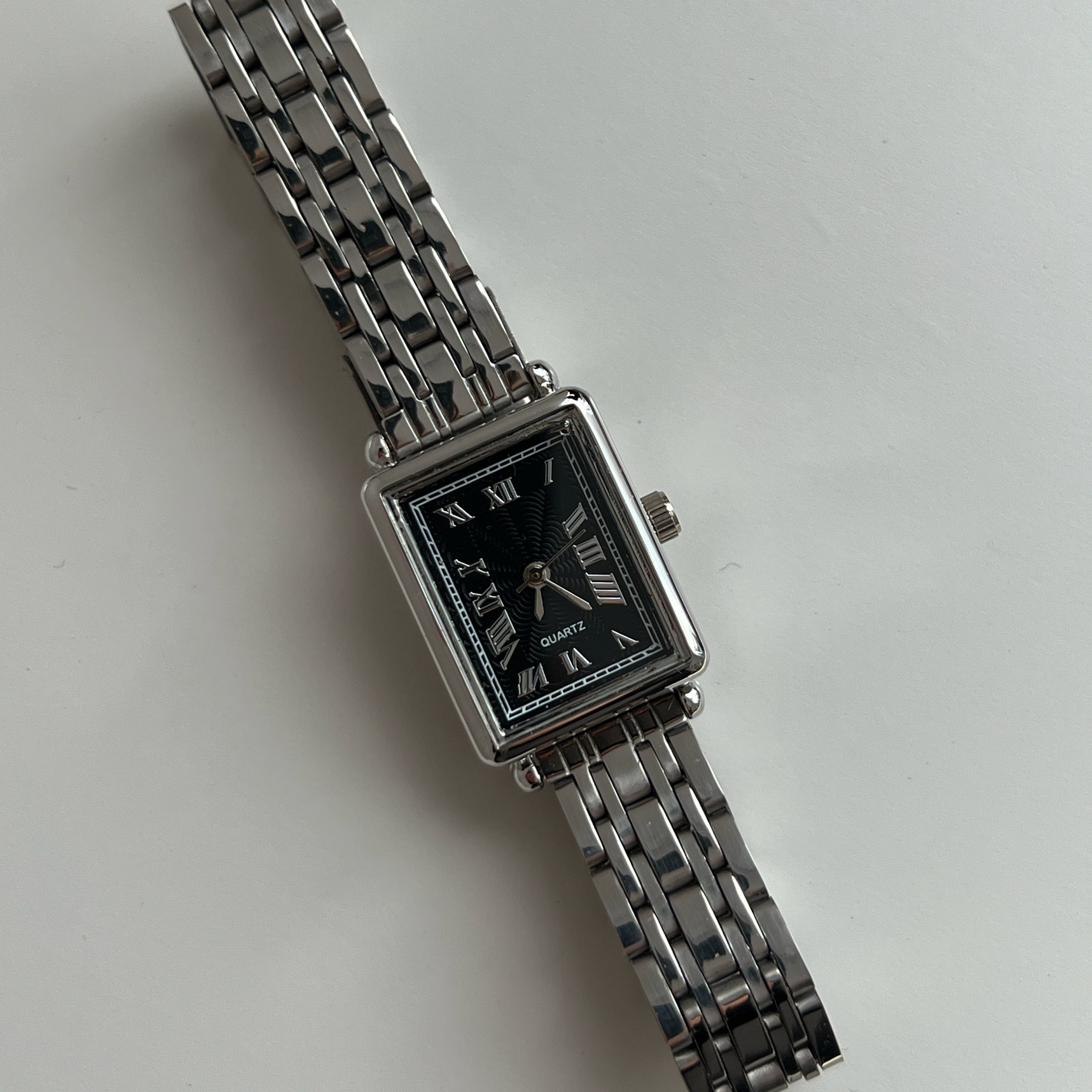Ženski Sat Retro Black Silver - Слика 2