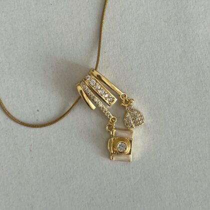 Ogrlica Charms Camera